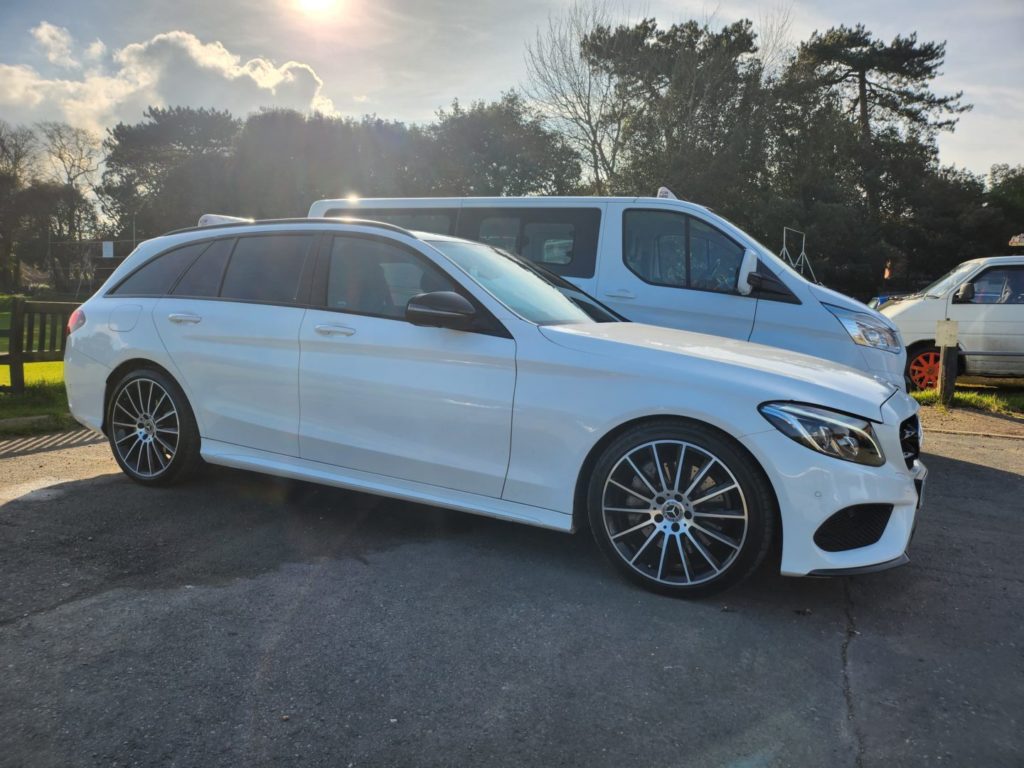mercedes hire side angle